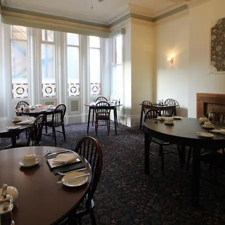 The Cavendish 5*