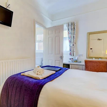 The Cavendish 5* Scarborough