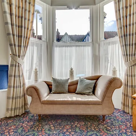 The Cavendish 5* Scarborough